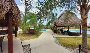 Acogedor apartamento de playa de 2 recamaras , Piso 100 PARAISO VILLAGE, AVENIDA BOULEVARD, Panamá Oeste, 22754