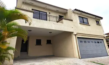 Vendo TownHome En Embassy Club para Inversionistas. Generando Renta. , PH EMBASSY CLUB, CLAYTON, Panamá, 24358