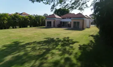 Villa en Costa Blanca Golf & Villas con amplio terreno , LOS CEDROS, Cocle, 24987