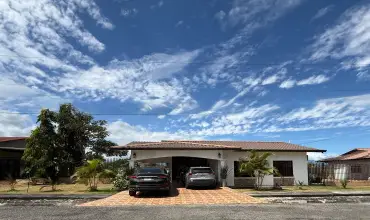 Hermosa Casa de 3 Recamaras en Dolega Panama , 0 CHIRIQUI, DOLEGA, LOS ALGARROBOS, ALTAMAR II, LOTE 18, Chiriqui, 25209