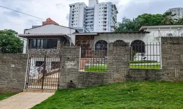 CASA COMERCIAL EN LA CRESTA A METROS DE VIA ESPANA , LA CRESTA, VIA ESPANA CON CALLE GABRIEL MISTRAL, Panamá, 25308