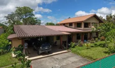 Casa familiar con jardines y taller en un terreno de 3486 m&sup2; en Potrerillos , LA CALLE ESPERANZA, Chiriqui, 25530