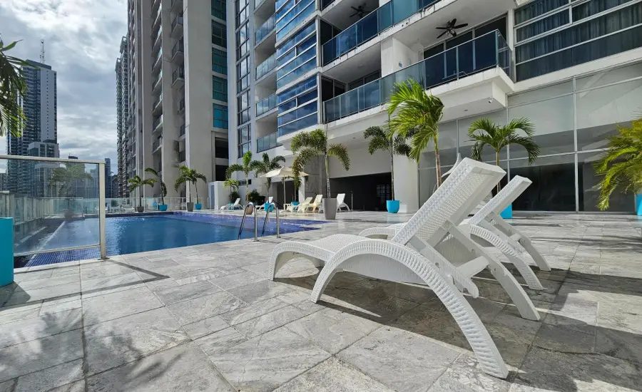 PISO ALTO EN AV BALBOA - WATERS 68D - 122 M2 , AVENIDA BALBOA, Panamá, 25720