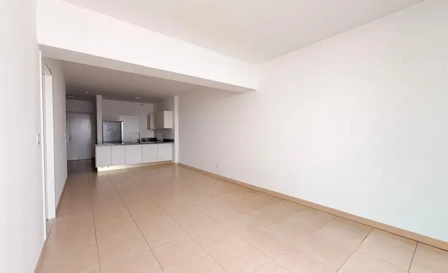PISO ALTO EN AV BALBOA - WATERS 68D - 122 M2 , AVENIDA BALBOA, Panamá, 25720