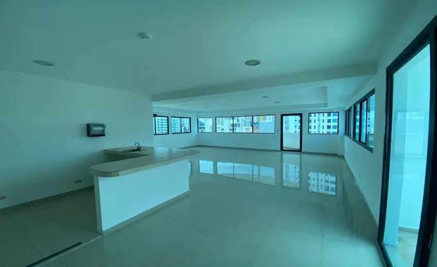 Venta de apartamento en PH Star Bay (3 estacionamientos + 1 deposito) , PH STAR BAY (SAN FRANCISCO), CALLE ALFREDO SINCLAIR, Panamá, 25798