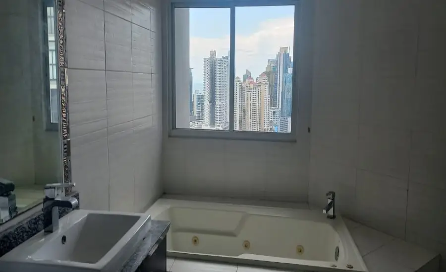 Se Vende Apartamento Luxor Tower El Cangrejo reposeido , EL CANGREJO, Panamá, 22984