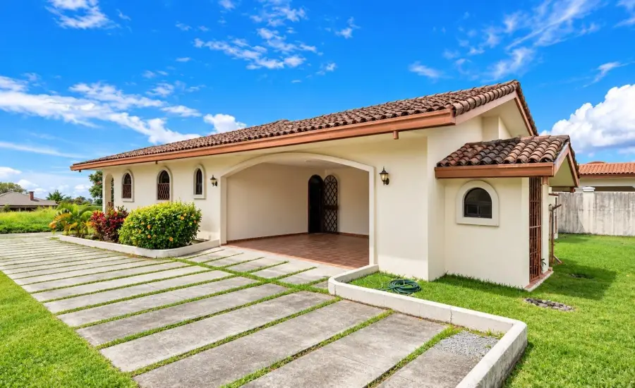 Se Vende Amplia Casa de 3 Recamaras en Boquete , 0 CHIRIQUI, BOQUETE COUNTRY CLUB, G41, Chiriqui, 26076