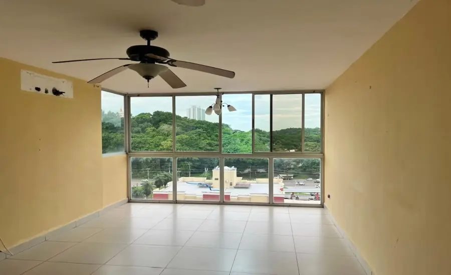 Banco vende apto. en PH Torre de Toscana , PH TOSCANA, Panamá, 26080