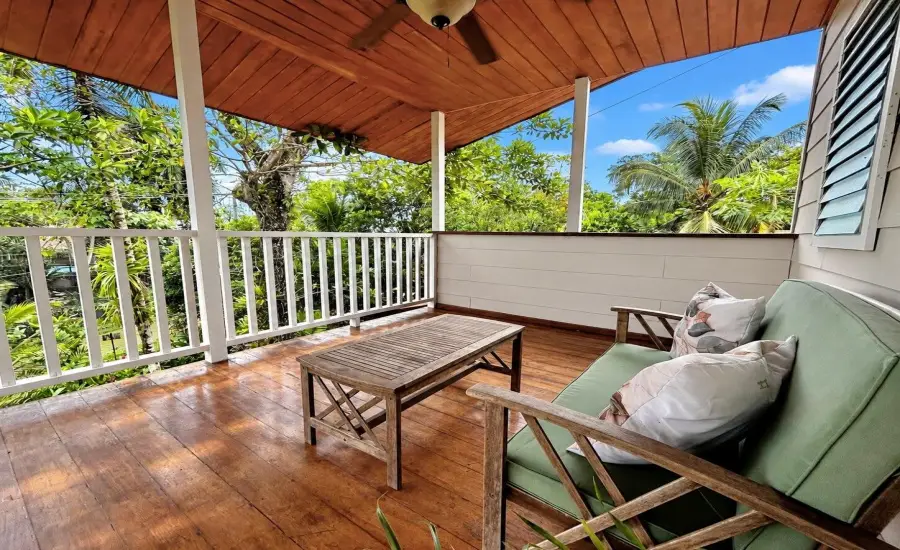 Hermosa Casa Tropical con Cabana para Huespedes y Piscina. , BIG CREEK, ISLA COLON, BOCAS DEL TORO, Bocas del Toro, 26085