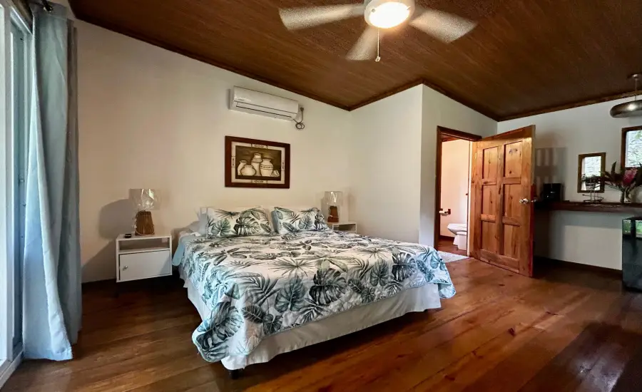 Hermosa Casa Tropical con Cabana para Huespedes y Piscina. , BIG CREEK, ISLA COLON, BOCAS DEL TORO, Bocas del Toro, 26085