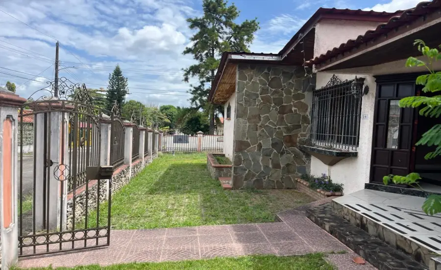 Banco Vende Casa en LOS CIPRESES II, San Miguelito , VILLA ZAITA, Panamá, 24710