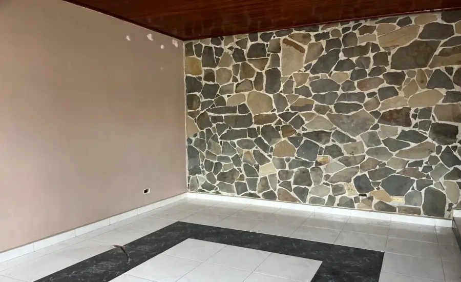 Banco Vende Casa en LOS CIPRESES II, San Miguelito , VILLA ZAITA, Panamá, 24710
