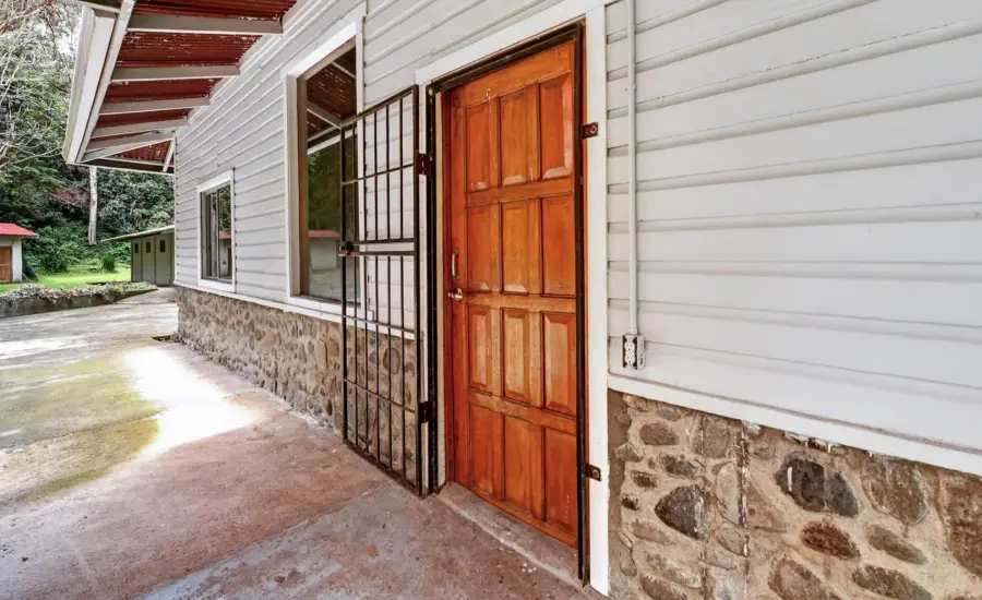 Finca frente al rio Bambito en venta | Volcan Panama , HWY 418 PASO ANCHO, VOLCAN, Chiriqui, 26097
