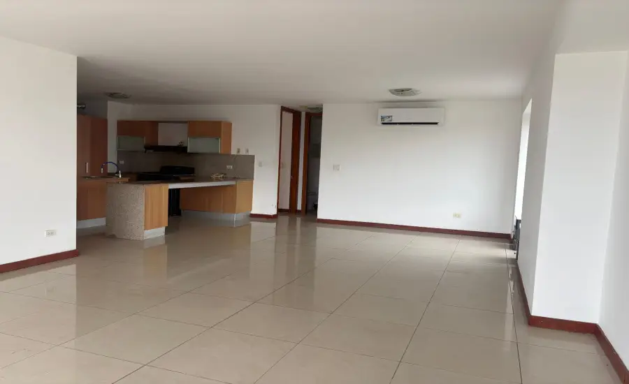 Venta de apartamento en PH Bahia del Golf, Coco del Mar , C. REPUBLICA DE LA INDIA, PH BAHIA DEL GOLF, Panamá, 26099
