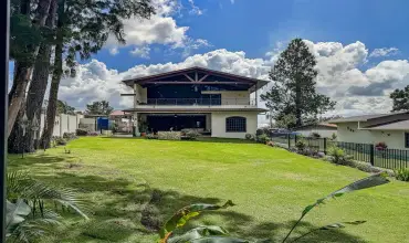 Casa de Lujo Amoblada en Santa Lucia, Boquete , SANTA LUCIA, VOLCANCITO, BOQUETE, Chiriqui, 26105