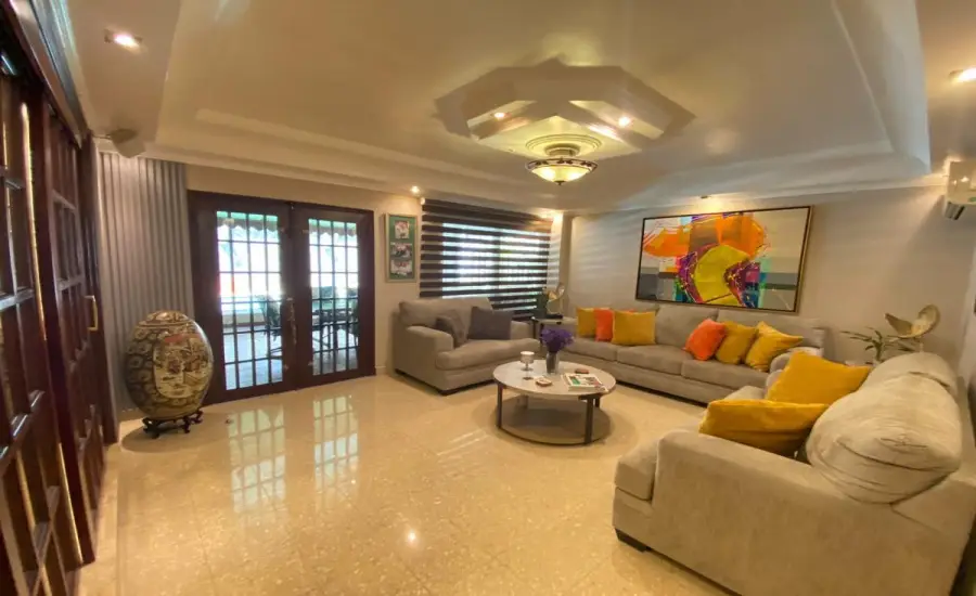 Hogar Familiar con Piscina y Jacuzzi. &iexcl;Solo Trae tus Maletas! , URBANIZACION MIRAFLORES BETANIA, Panamá, 26112