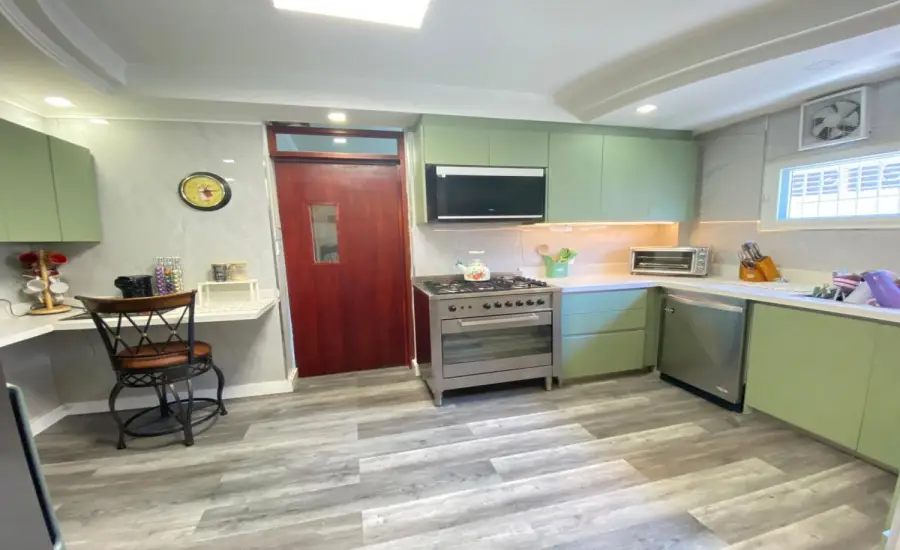 Hogar Familiar con Piscina y Jacuzzi. &iexcl;Solo Trae tus Maletas! , URBANIZACION MIRAFLORES BETANIA, Panamá, 26112