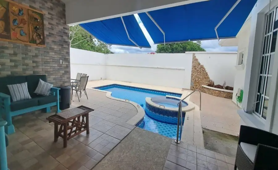 Casa de 4 Recamaras con Piscina Privada y Jacuzzi en El Espino , CALLE LOS GUAYACANES, CASA 94, HACIENDA EL VALLE DE SANTA CATALINA, EL ESPINO, Panamá Oeste, 26123