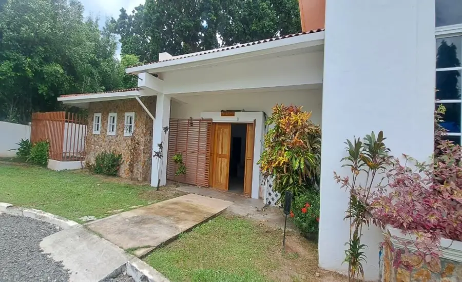 Casa de 4 Recamaras con Piscina Privada y Jacuzzi en El Espino , CALLE LOS GUAYACANES, CASA 94, HACIENDA EL VALLE DE SANTA CATALINA, EL ESPINO, Panamá Oeste, 26123