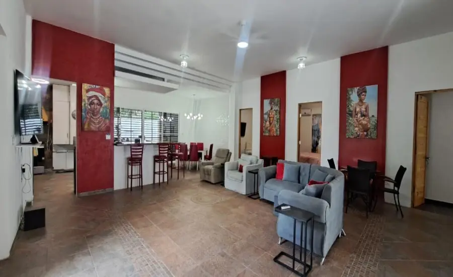 Casa de 4 Recamaras con Piscina Privada y Jacuzzi en El Espino , CALLE LOS GUAYACANES, CASA 94, HACIENDA EL VALLE DE SANTA CATALINA, EL ESPINO, Panamá Oeste, 26123