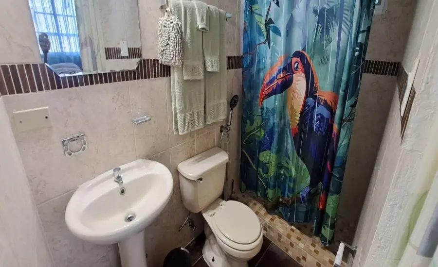 Casa de 4 Recamaras con Piscina Privada y Jacuzzi en El Espino , CALLE LOS GUAYACANES, CASA 94, HACIENDA EL VALLE DE SANTA CATALINA, EL ESPINO, Panamá Oeste, 26123