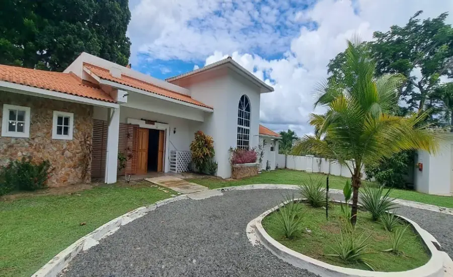 Casa de 4 Recamaras con Piscina Privada y Jacuzzi en El Espino , CALLE LOS GUAYACANES, CASA 94, HACIENDA EL VALLE DE SANTA CATALINA, EL ESPINO, Panamá Oeste, 26123