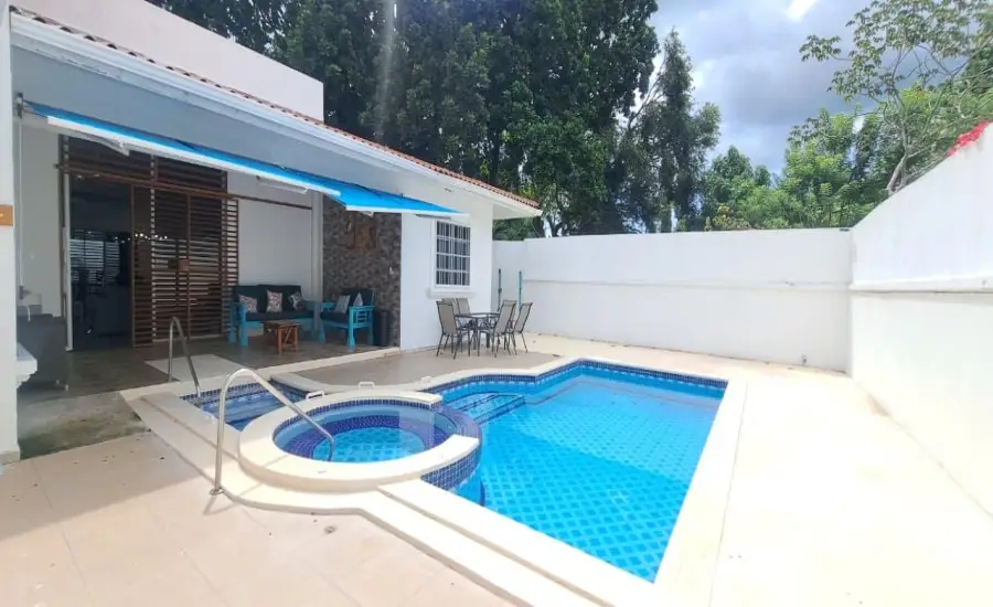 Casa de 4 Recamaras con Piscina Privada y Jacuzzi en El Espino , CALLE LOS GUAYACANES, CASA 94, HACIENDA EL VALLE DE SANTA CATALINA, EL ESPINO, Panamá Oeste, 26123